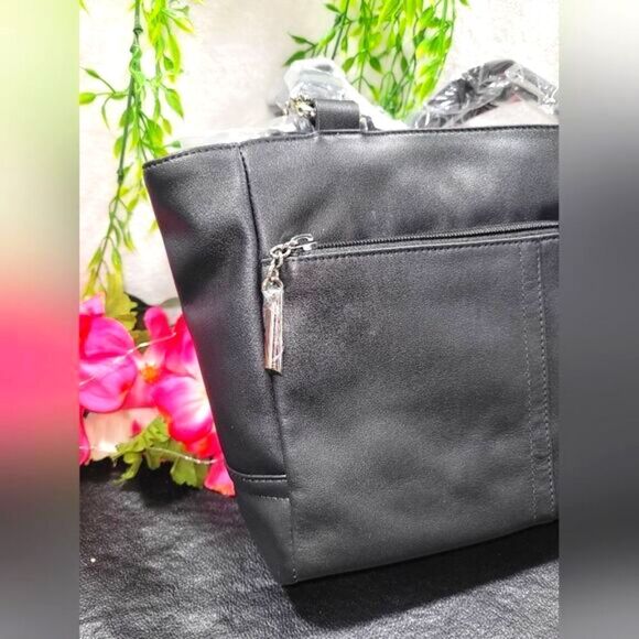 NWT Giani Bernini Nappa Classic Leather Tote, Created for Macy's - Picture 8 of 10